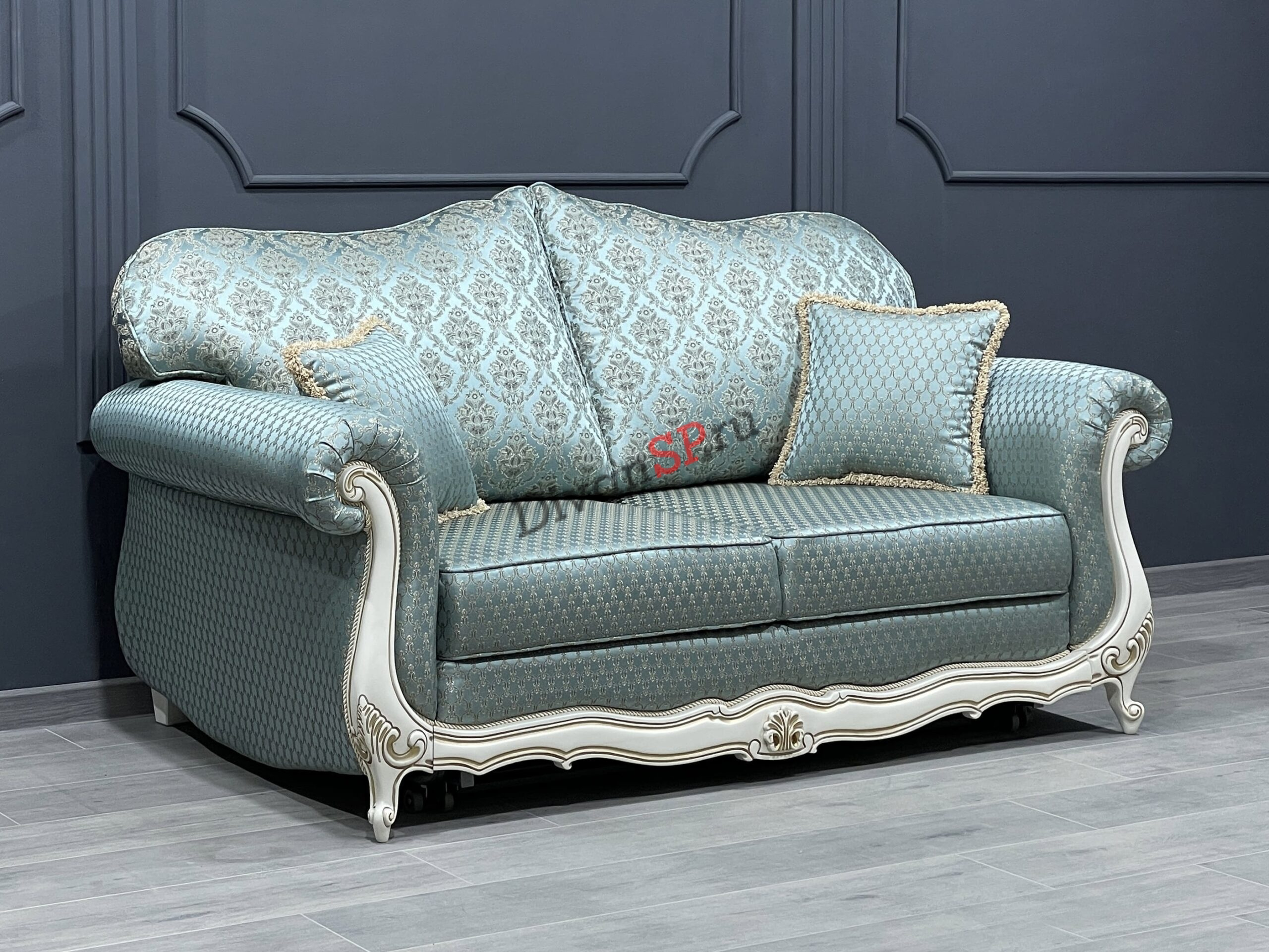 Divan-klassicheskij-stil`-London-4-2 Красивый классический диван зеленый Лондон