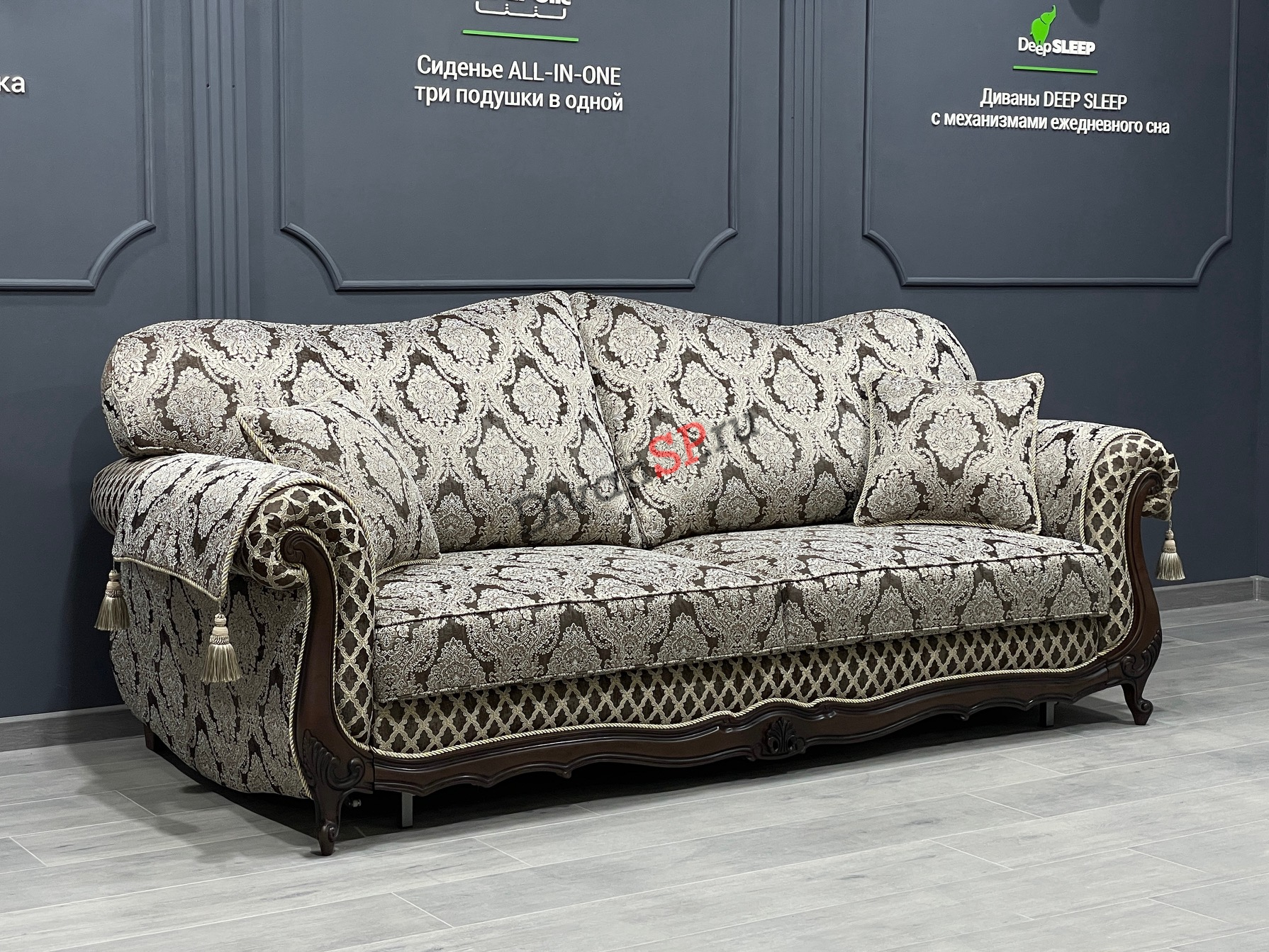 Klassicheskij--divan-London-2-8 Классический диван в гостиную Лондон